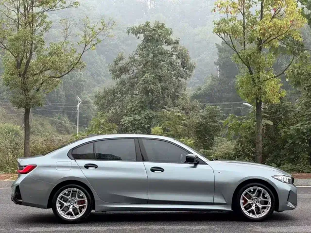 BMW 3 Series — Фото автомобиля 6