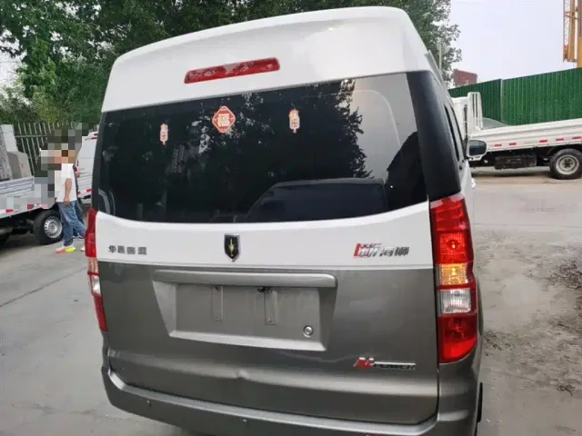 Jinbei New Hiace X30L — Фото автомобиля 5