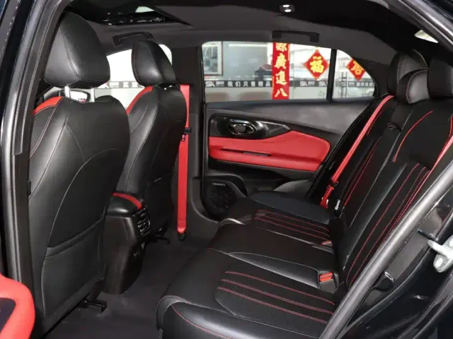 GAC Trumpchi Emkoo — Фото автомобиля 11