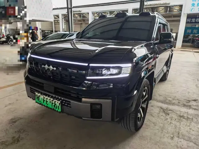 Фотография автомобиля — BYD FangChengBao Leopard 8