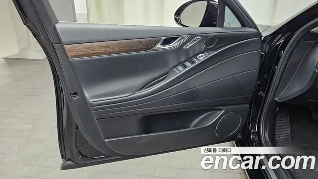 Genesis G80 Бензин 3.5 турбо AWD — Фото автомобиля 23