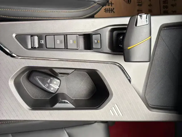 Changan X5 Plus — Фото автомобиля 13