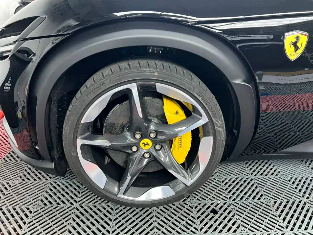 Ferrari Purosangue — Фото автомобиля 9