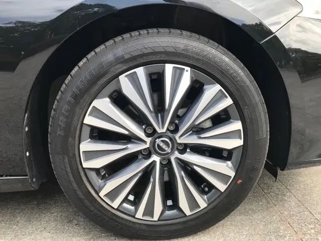 Nissan Teana — Фото автомобиля 11