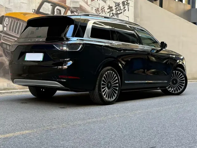 Aito M9 — Фото автомобиля 2