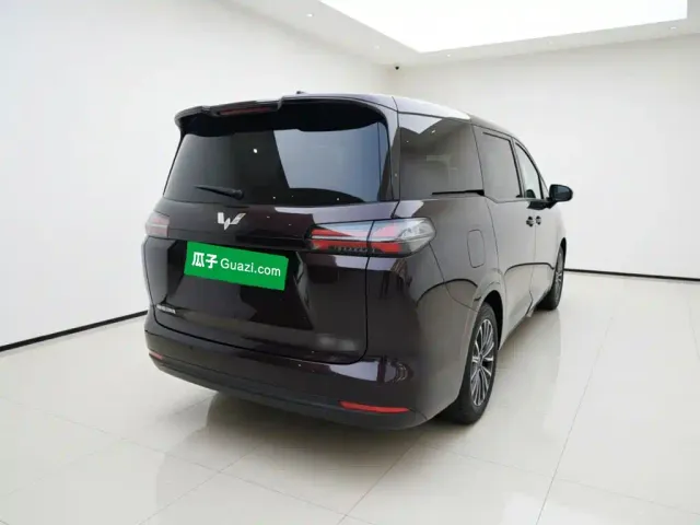 Wuling Starlight 730 — Фото автомобиля 4
