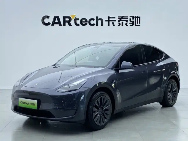 Фотография автомобиля — Tesla Model Y