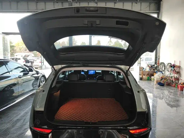 Buick Velite 6 — Фото автомобиля 18