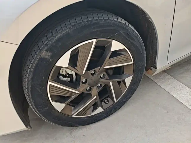 GAC Aion S Plus — Фото автомобиля 24