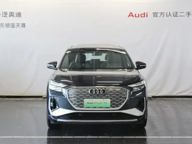 Audi Q4 e-tron — Фото автомобиля 2