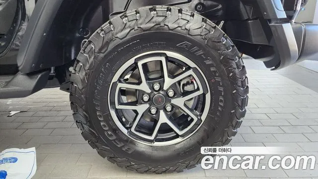 Jeep Wrangler Wrangler (JL) 2.0 Rubicon 2 двери — Фото автомобиля 21