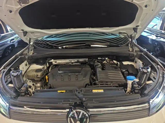 Volkswagen Tiguan L — Фото автомобиля 19