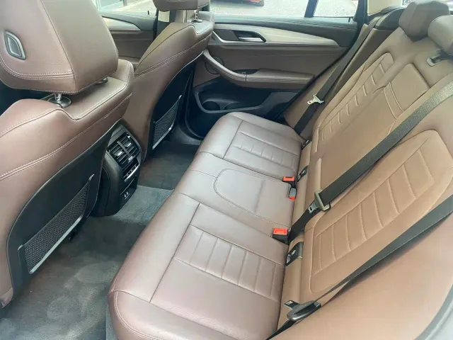 BMW iX3 — Фото автомобиля 10