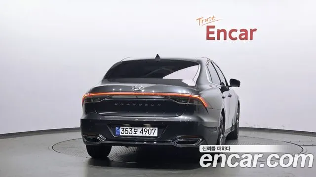 Hyundai Grandeur Новый Grandeur IG — Фото автомобиля 4