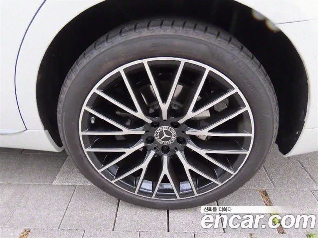 Mercedes-Benz S-Class — Фото автомобиля 17