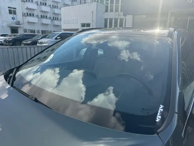 Volvo XC60 — Фото автомобиля 6