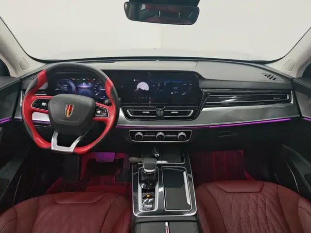 Hongqi HS5 — Фото автомобиля 12