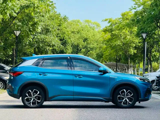 BYD Yuan PLUS — Фото автомобиля 7