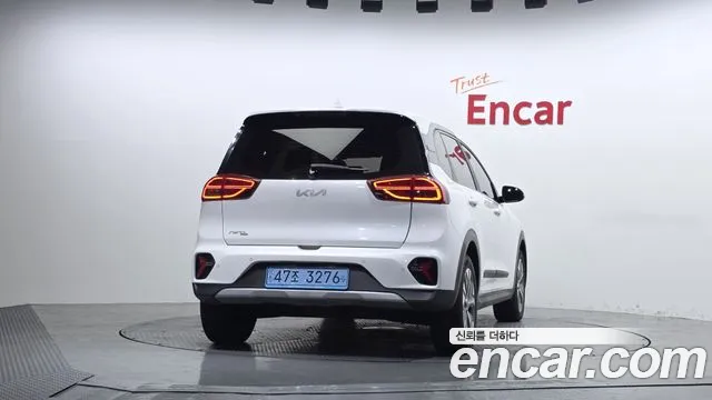 Kia Niro Niro Plus Earth — Фото автомобиля 4