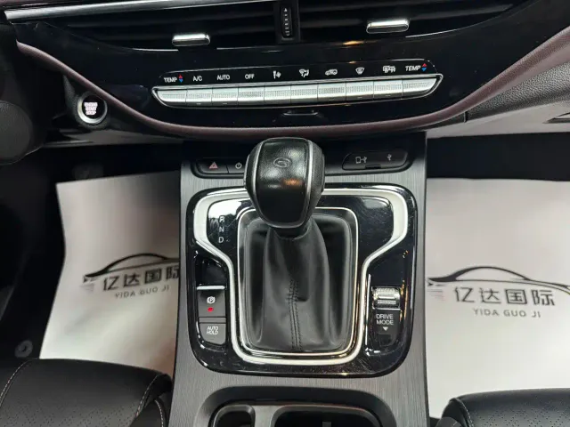 GAC Trumpchi M6 — Фото автомобиля 17