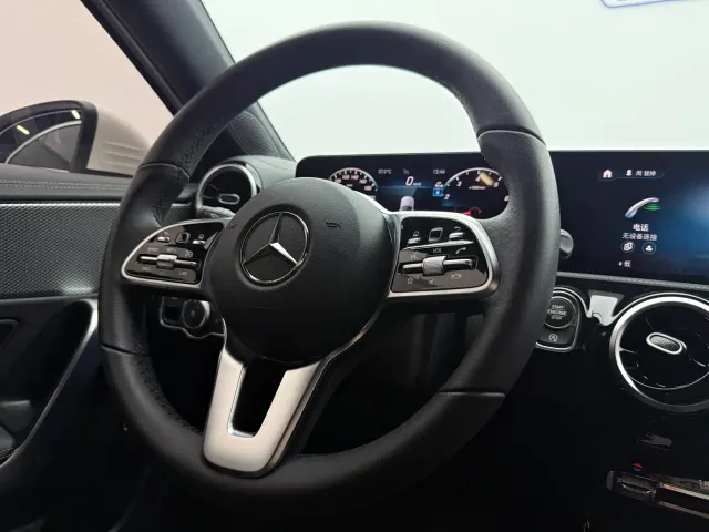 Mercedes-Benz A-Class — Фото автомобиля 13