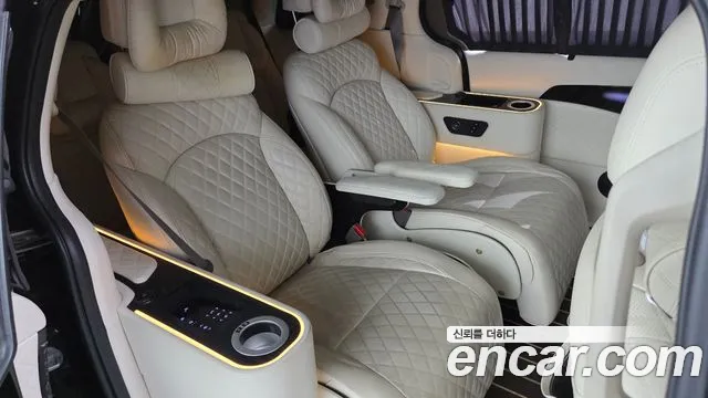 Kia Canival Carnival 4 поколение Бензин 9 мест Hi-Limousine(Спецкузов) — Фото автомобиля 11