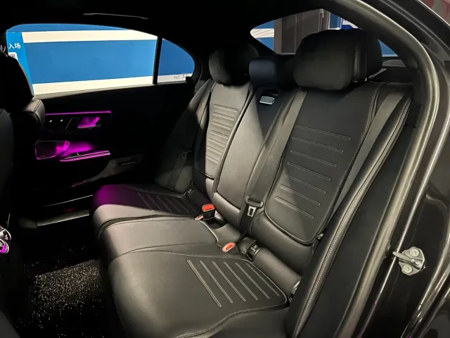 Mercedes-Benz C-Class — Фото автомобиля 18