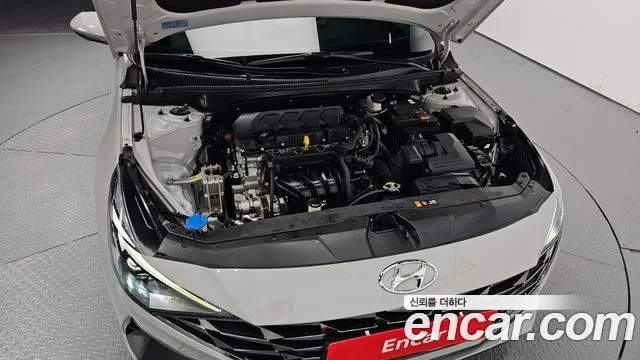 Hyundai AVANTE Avante (CN7) — Фото автомобиля 6