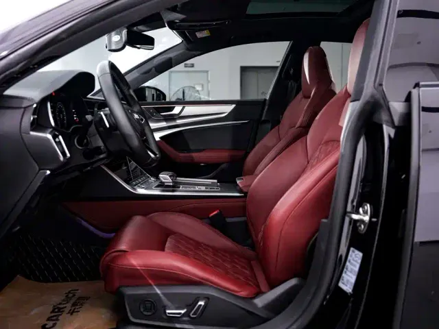 Audi A7L — Фото автомобиля 24