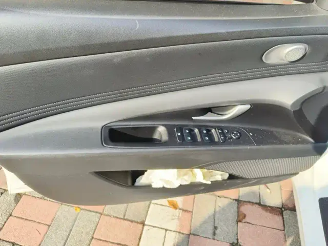 Hyundai Elantra — Фото автомобиля 7