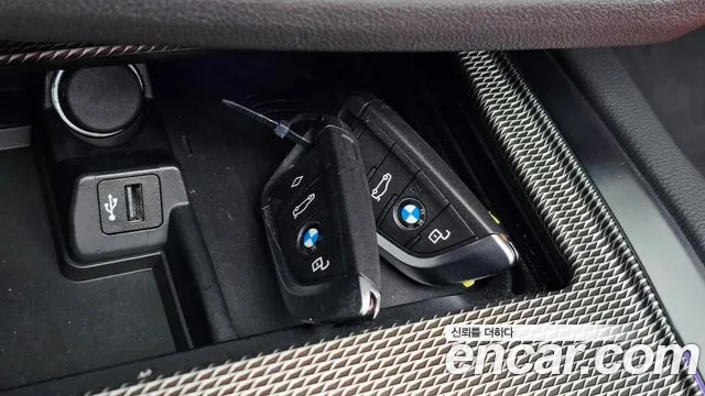 BMW Z4 sDrive20i M Sport — Фото автомобиля 11