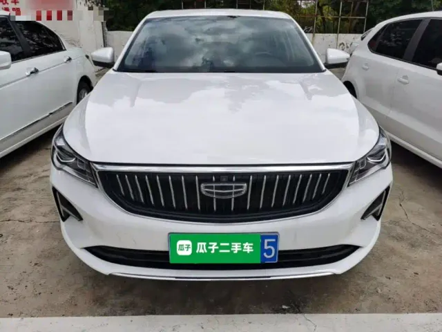 Geely Emgrand — Фото автомобиля 2