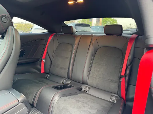 Mercedes-Benz C-Class — Фото автомобиля 6