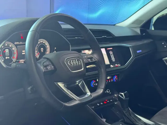 Audi Q3 — Фото автомобиля 15