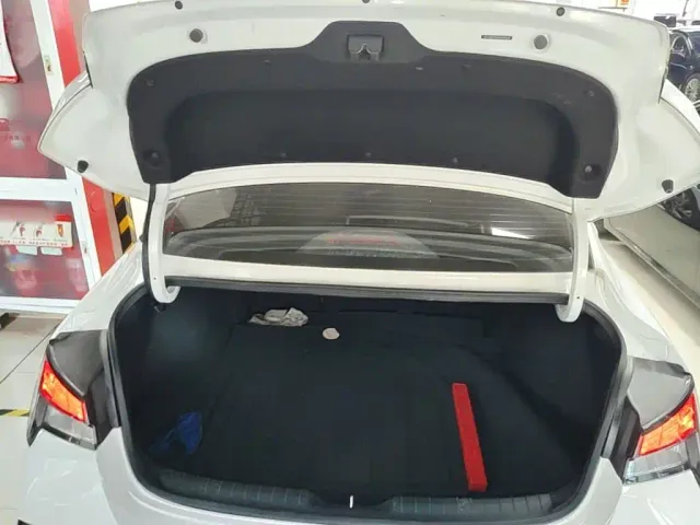 Hyundai Elantra 2023 1.5L CVT GLX Elite Edition — Фото автомобиля 18