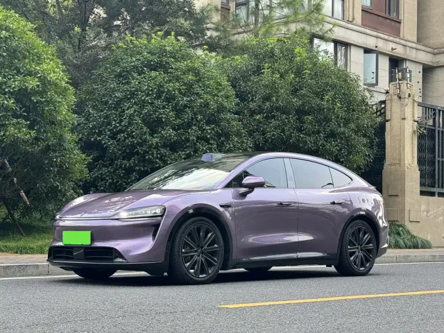 Zhijie Luxeed R7 2026 Range Extender Max+ — Фото автомобиля 2
