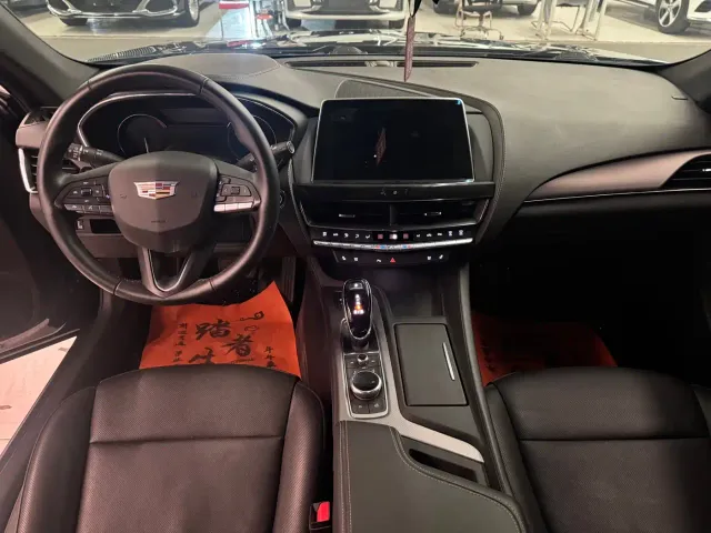 Cadillac CT5 — Фото автомобиля 6