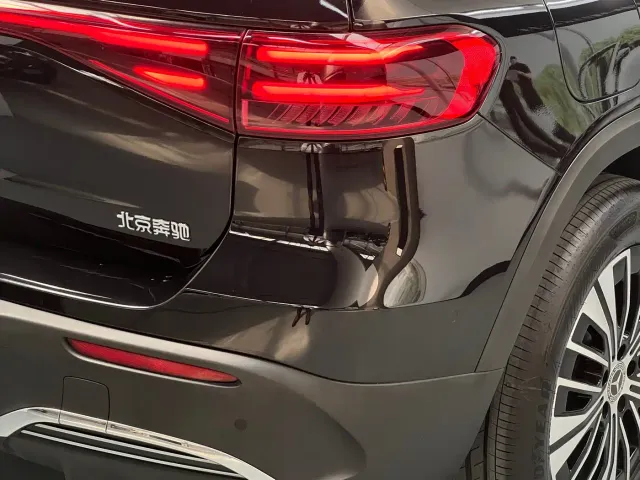 Mercedes-Benz EQB — Фото автомобиля 4