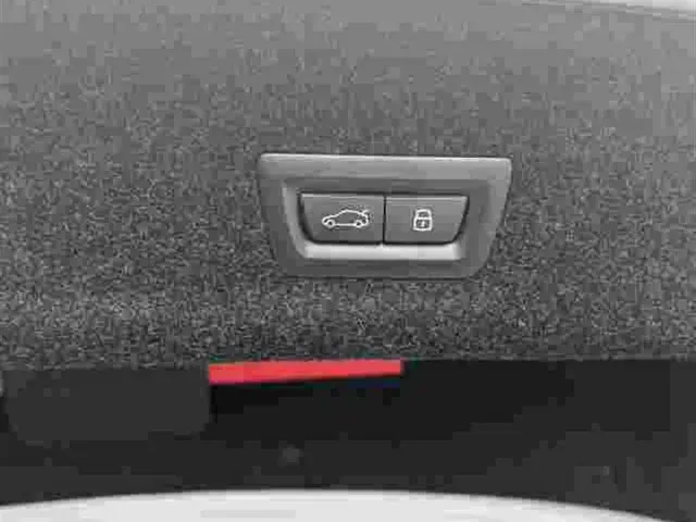 BMW 3 Series — Фото автомобиля 9