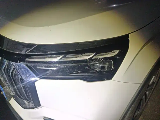 Geely Haoyue L 2024 Model 2.0T DCT Premium — Фото автомобиля 5