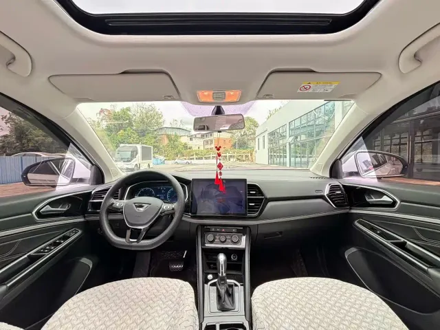 Jetta VS5 — Фото автомобиля 5