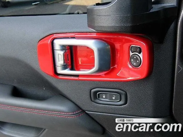 Jeep Wrangler JL — Фото автомобиля 11