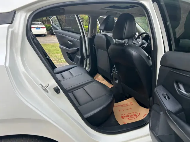 Nissan Sylphy — Фото автомобиля 4