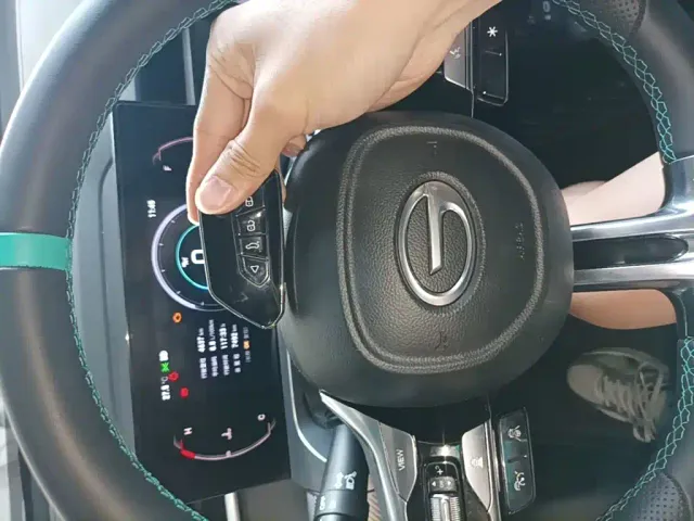 GAC Trumpchi Emkoo — Фото автомобиля 16