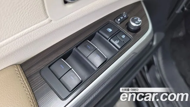 Toyota Sienna Generation 4 — Фото автомобиля 29
