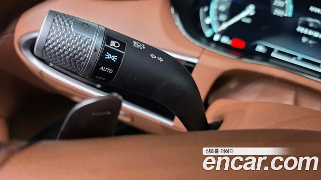 Genesis GV70 — Фото автомобиля 28