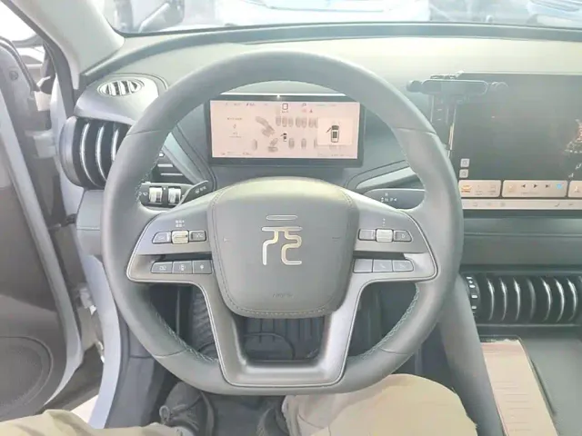 BYD Yuan PLUS — Фото автомобиля 10