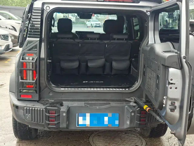 Jetour T2 — Фото автомобиля 6