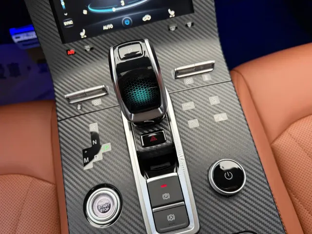 Chery Tiggo 8 PLUS — Фото автомобиля 16