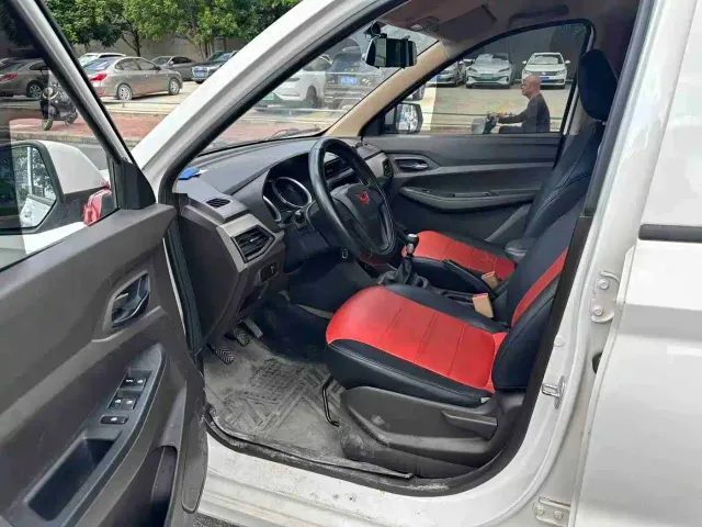 Wuling Motors Wuling Hongguang 2021 1.5L Facelift S Comfort Electric Power Steering LAR — Фото автомобиля 4